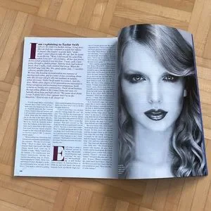 Taylor Swift | Other | Rare Taylor Swift Allure Magazine